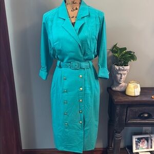 Blue Sheath Dress with Notched Collar and Cuffed Sleeves